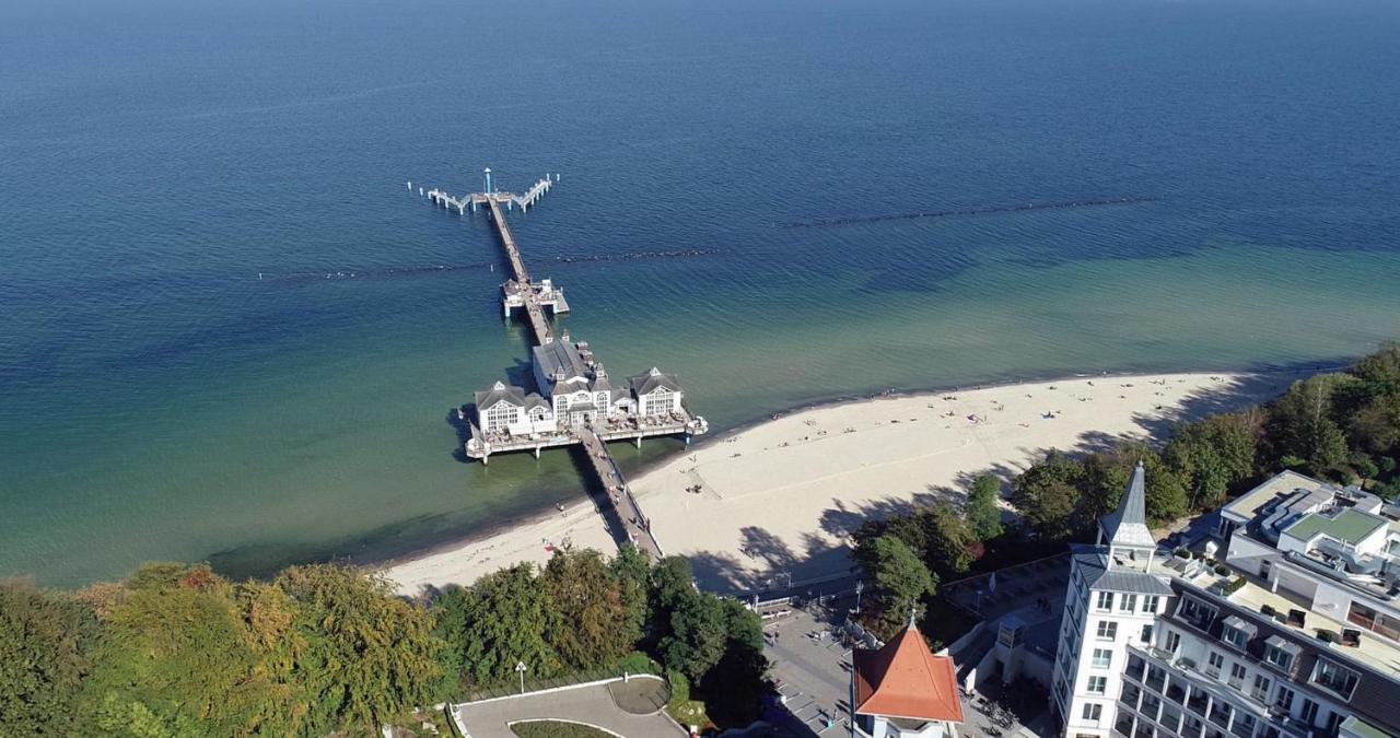 Wg Bernstein - Reetdachhaus - Ruhe Und Seeblick Sellin  Eksteriør billede